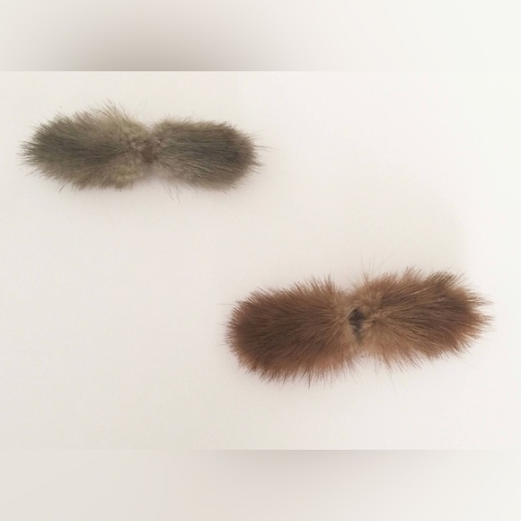 HOLD FOR LENORA Authentic and Rare Vintage Red Fur Shoe Clip Bow Tie • - Picture 7 of 7